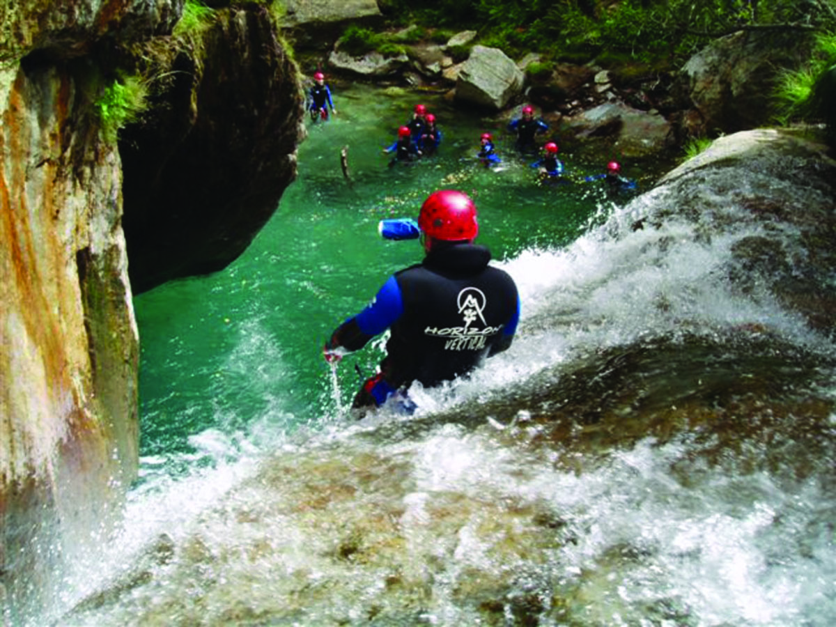 Activit de canyoning et autes sports de montagne en Arige